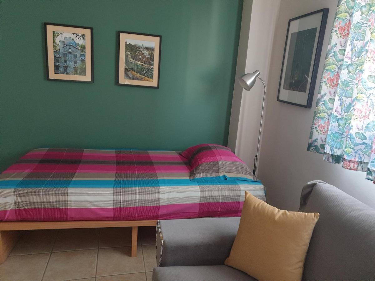 Comfortable Apartment In The Center Of Volos Very Close To The Port Ngoại thất bức ảnh