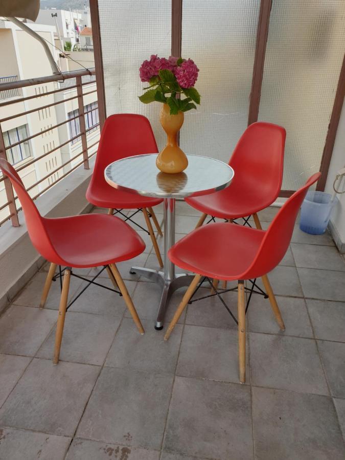 Comfortable Apartment In The Center Of Volos Very Close To The Port Ngoại thất bức ảnh